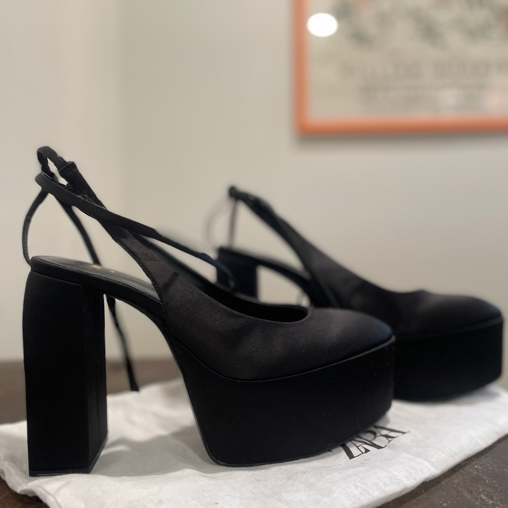 Zara Black Platform Shoes